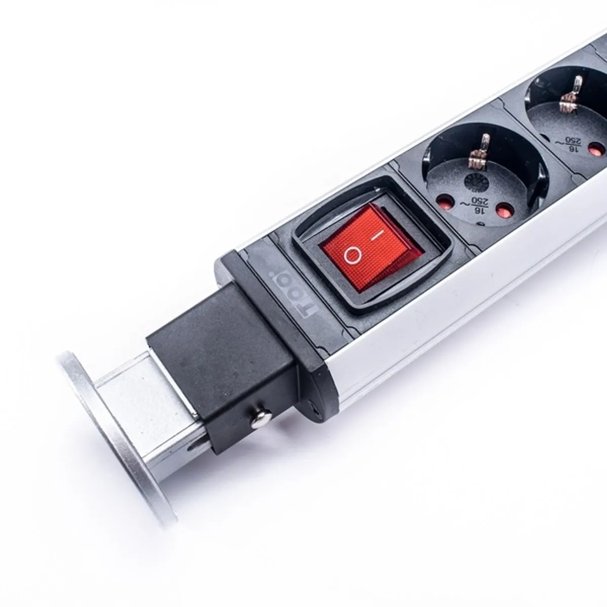 TOO PPS-303-3S IP20, 3x 2P+F, áramtalanító kapcsolóval, ezüst asztalba süllyeszthető elosztó #5