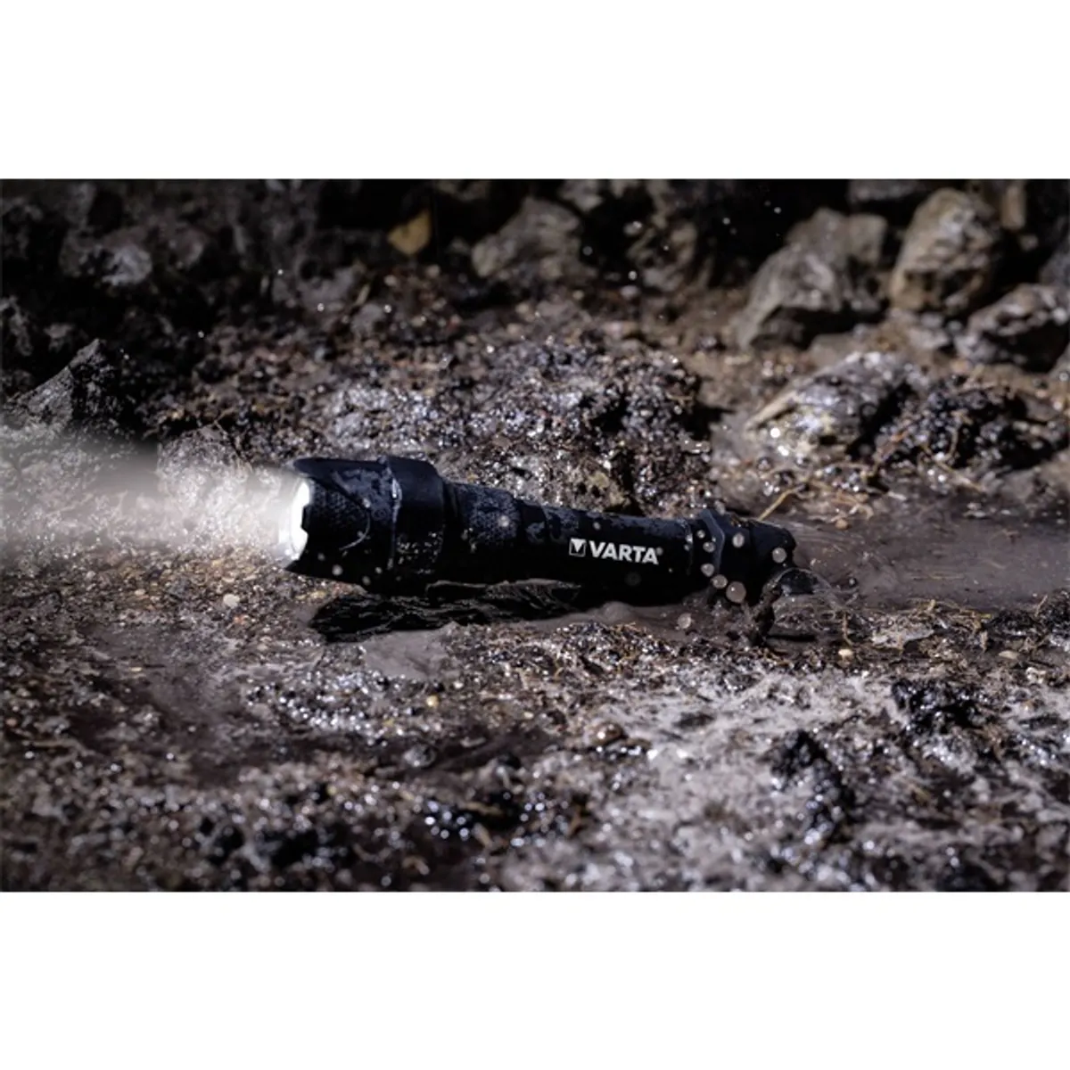 Varta 18711101421 Indestructible F20 Pro/350 lumen/elemlámpa #4