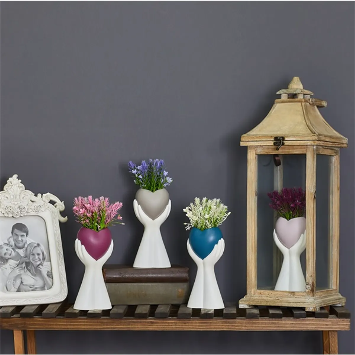 IRIS E5733 szív a kézben dekoráció művirággal 10x27cm #1