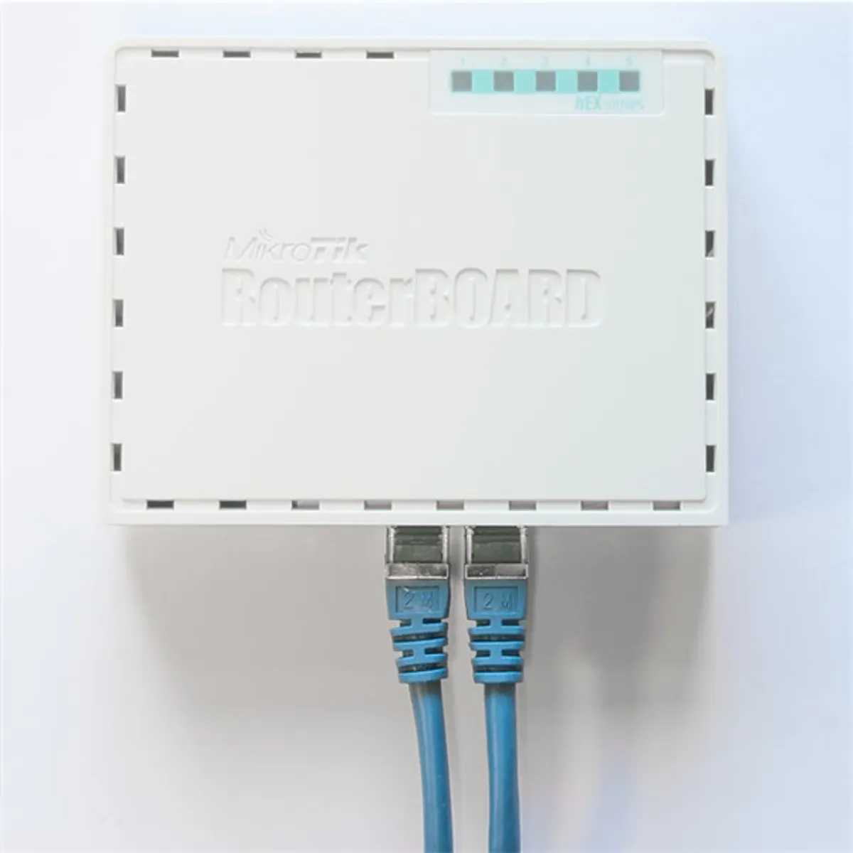 MikroTik hEX RB750Gr3 L4 256MB 5x GbE port router #4