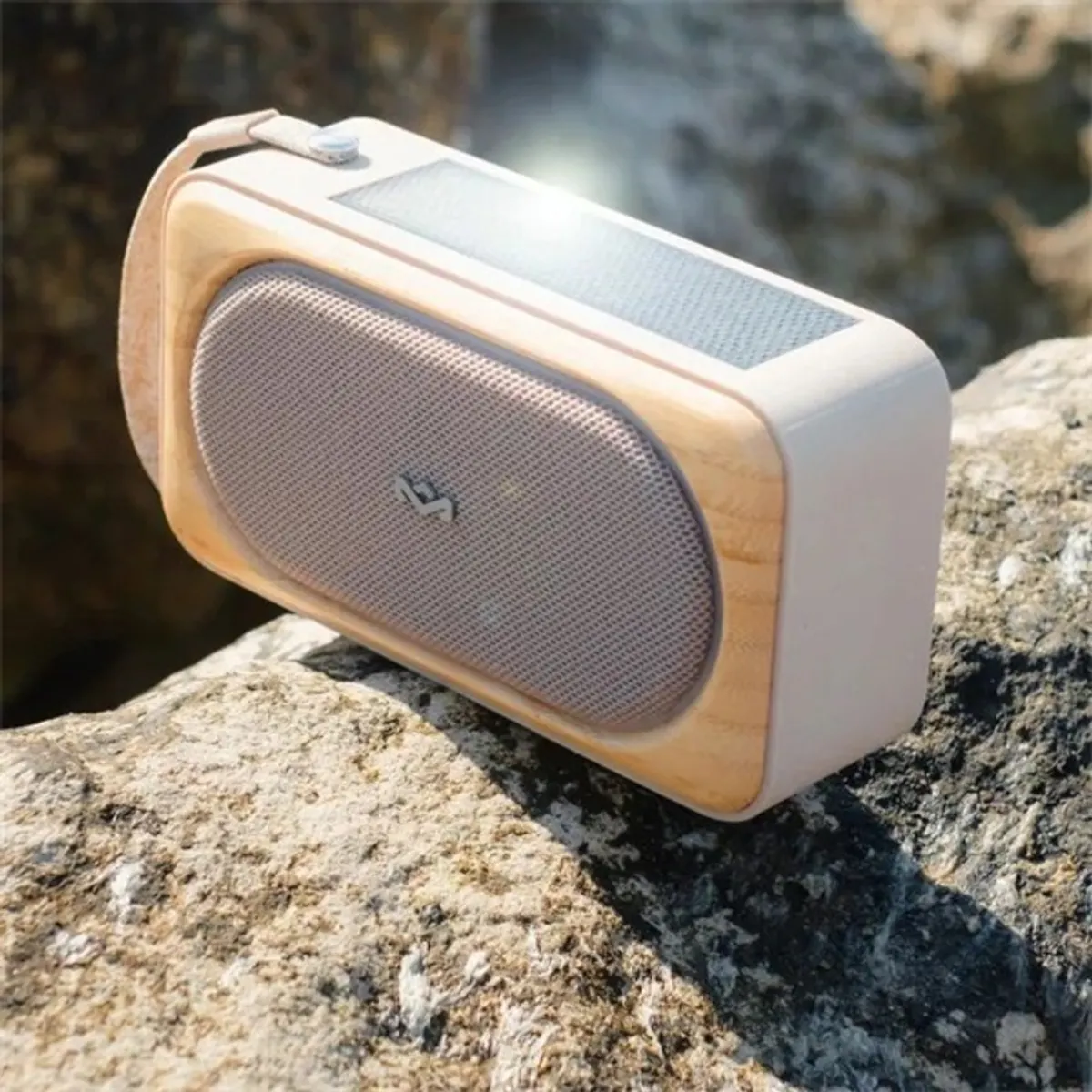 Marley Roots napelemes krém Bluetooth hangszóró #3