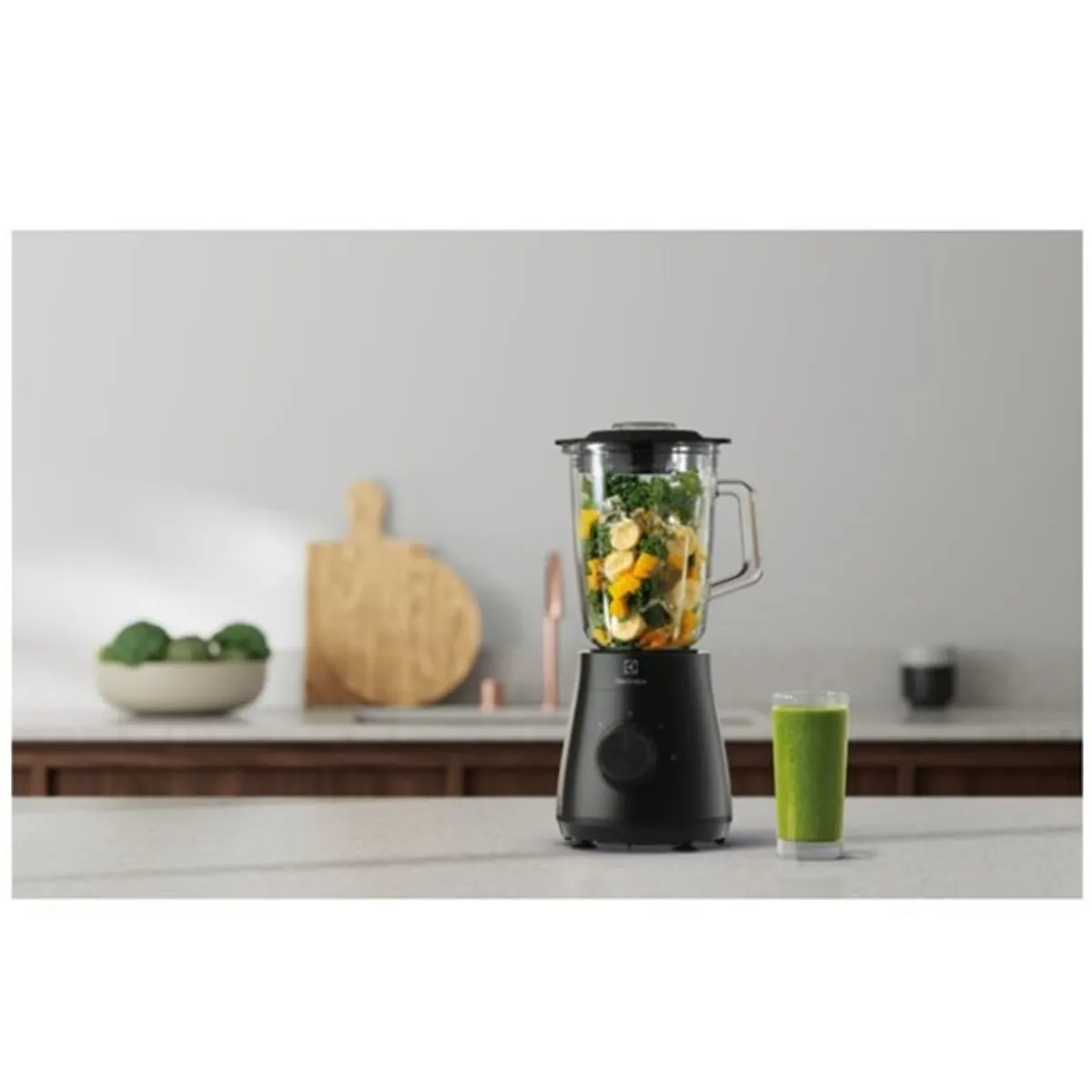 Electrolux E3TB1-4GG 1,5L fekete turmixgép #2