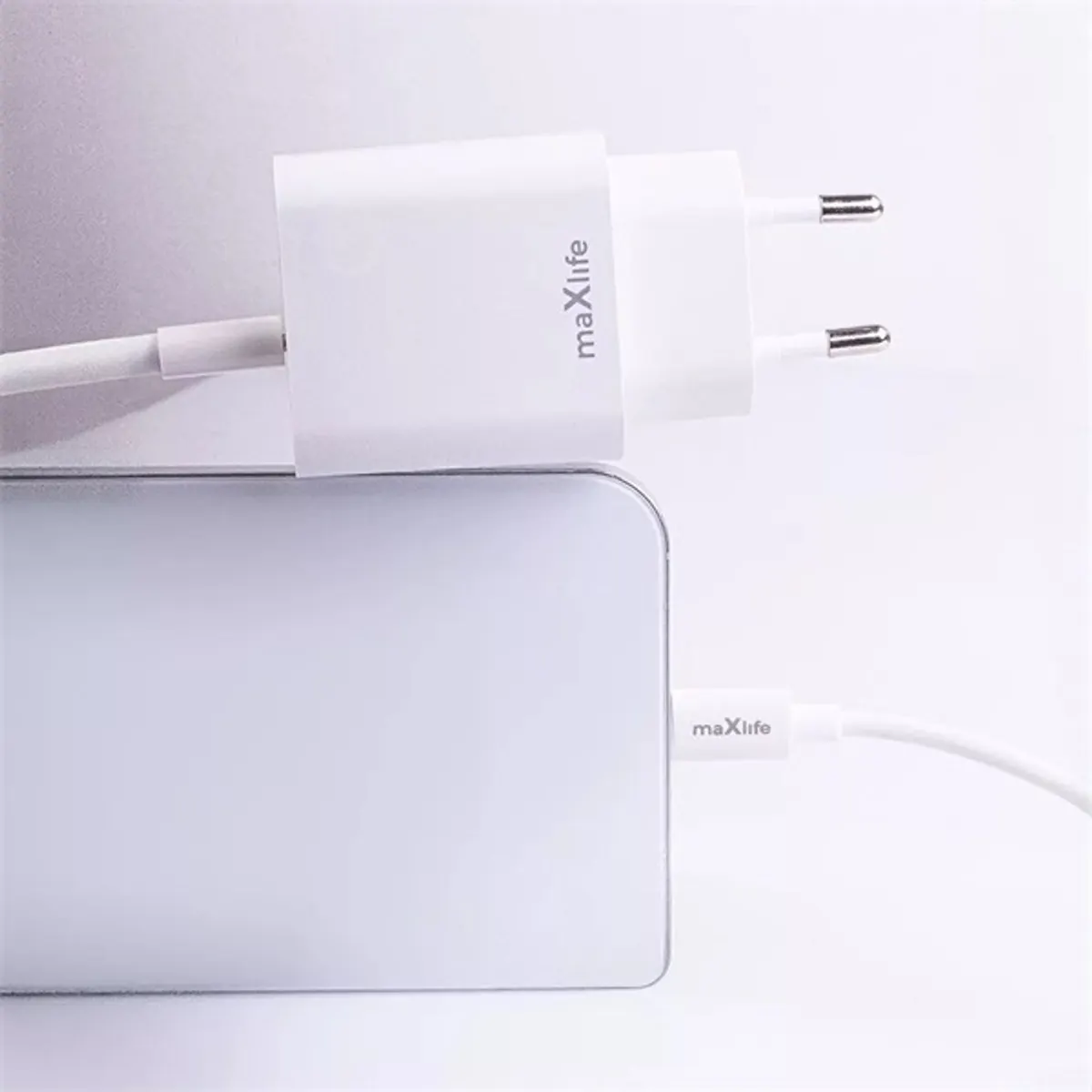 Maxlife ML738423 PD+QC 20W USB + Type-C fehér gyorstöltő adapter + Type-C/Lightning kábel #3