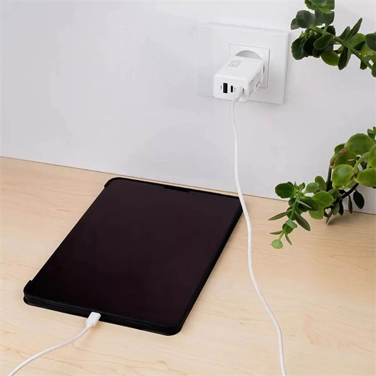 Maxlife ML081100 65W 2xType-C + USB fehér gyorstöltő adapter #5