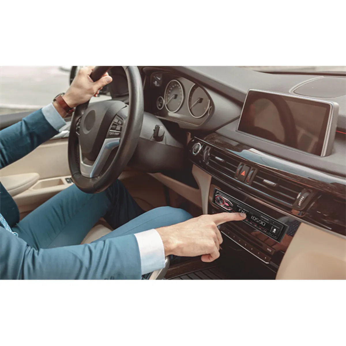 Aiwa IC-300BT Bluetooth/USB/AUX mechanika nélküli autóhifi fejegység #5