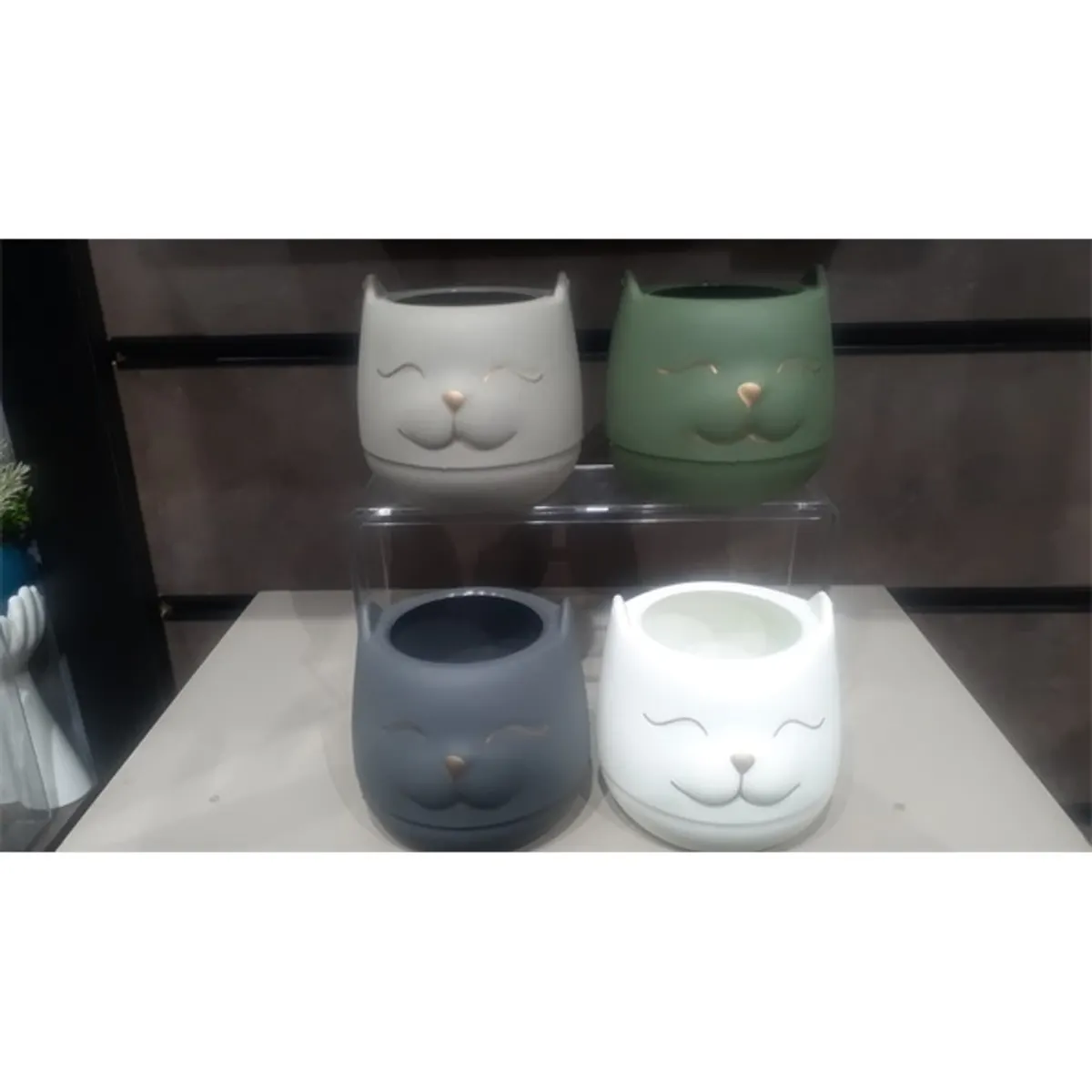 IRIS E5769 macskafej alakú cserép 9x9cm #1