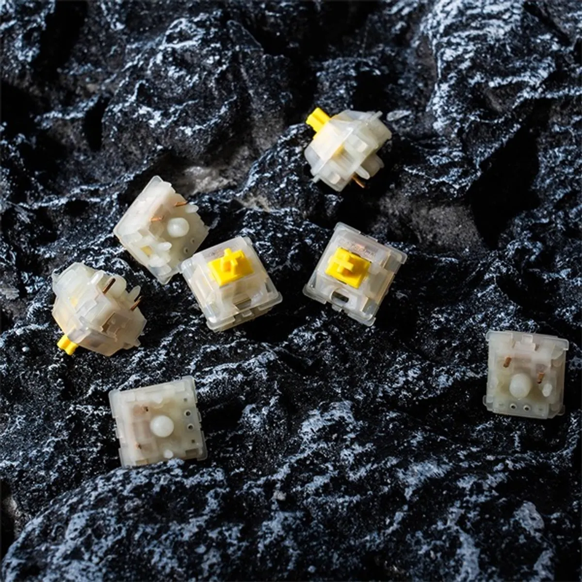 Gateron KS-3X1 Milky Yellow Pro - Lineáris switch szett (10db) #2