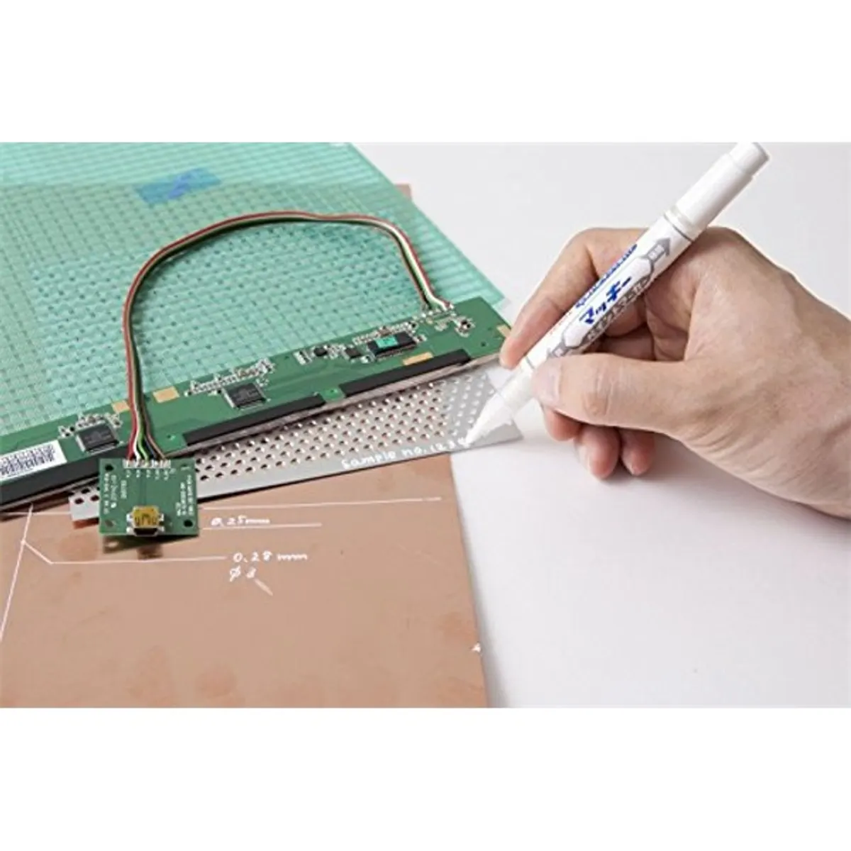 Zebra Mckie Extra Fine fehér kétvégű lakkmarker #5