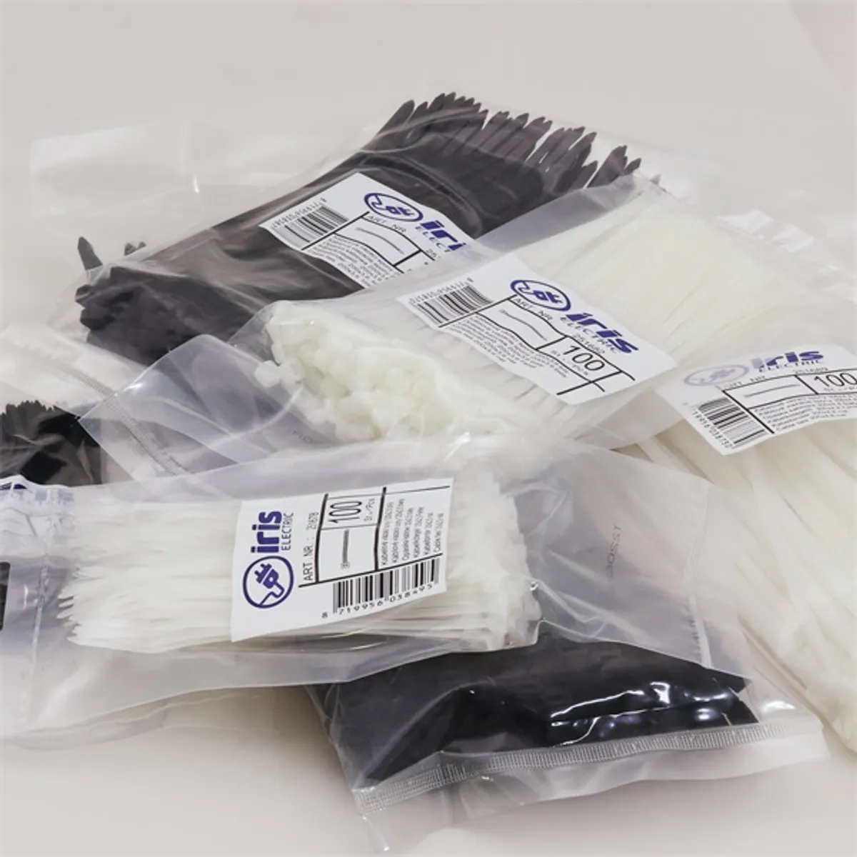 Iris Electric 100 db fekete 250x4,8mm kábelkötegelő, gyorskötöző, kötegelő, UV álló #7
