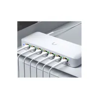 Ubiquiti UniFi USW-Ultra 8xGbE LAN port 7x PoE+ (52W) L2 menedzselhető switch #2