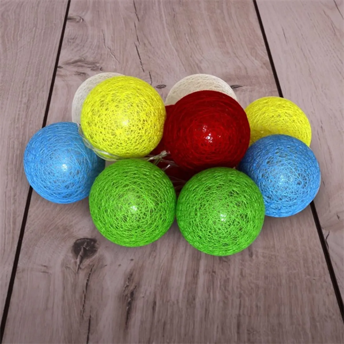 Iris Gömb alakú 6cm/színes fonott/1,5m/több színű/10db LED-es/USB-s fényfüzér, fénydekoráció #2