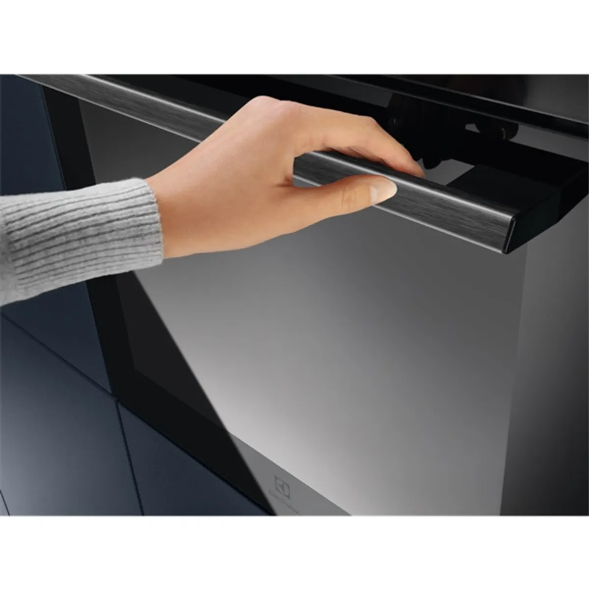 Electrolux EOD5C50Z fekete, beépíthető, sütőtér: 72L, grill, légkeverés, katalitikus, sütő #4