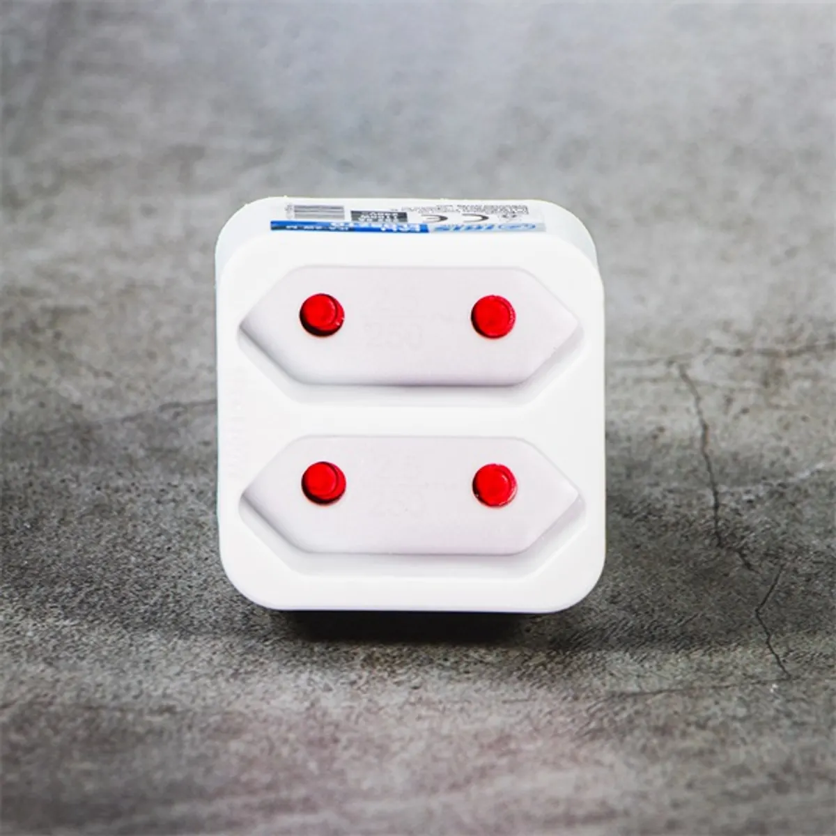 IRIS Electric IEA-2W-M fali elosztó 2 földeletlen aljzattal 2X2.5A #3