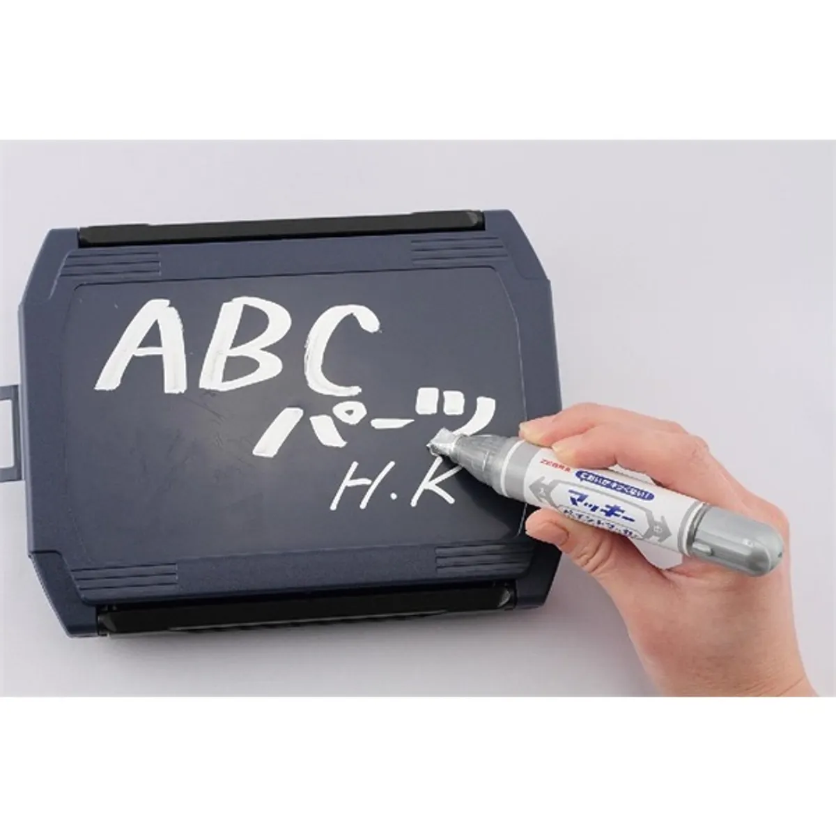 Zebra Mckie Bold ezüst kétvégű lakkmarker #3