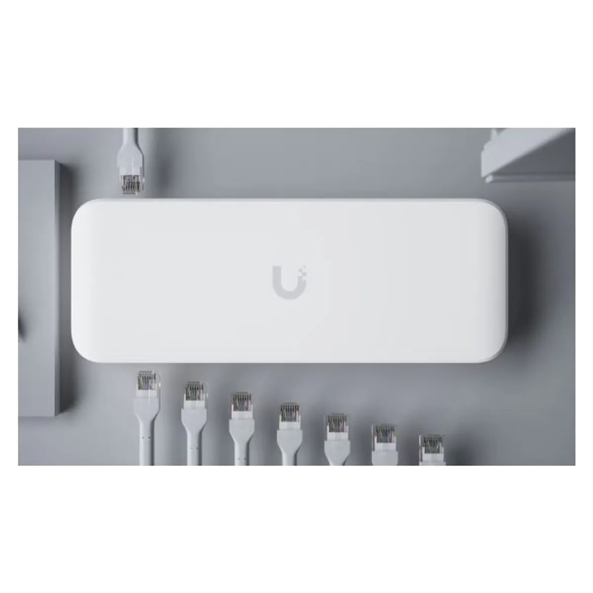 Ubiquiti UniFi USW-Ultra-60W 8xGbE LAN port 7x PoE+ (52W) L2 menedzselhető switch #3