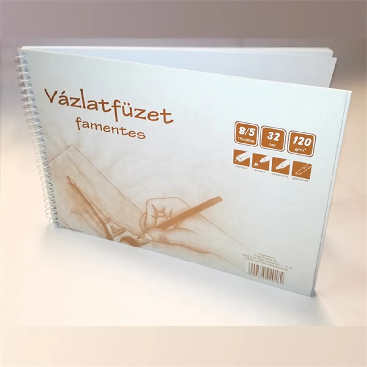 B5 famentes 32 lapos spirálos vázlatfüzet #1