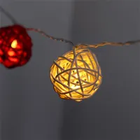 Iris Gömb alakú fonott/rattan/4m/fehér + piros/20db LED-es/3xAA elemes fényfüzér, fénydekoráció #2